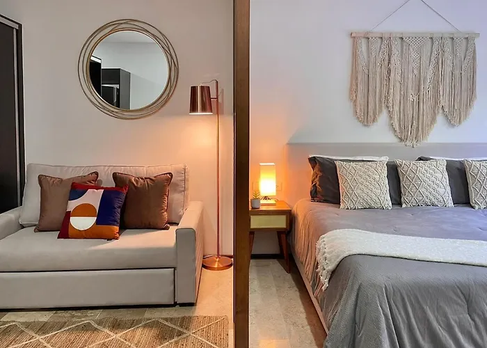 Menesse By Andiani Travel Appartement